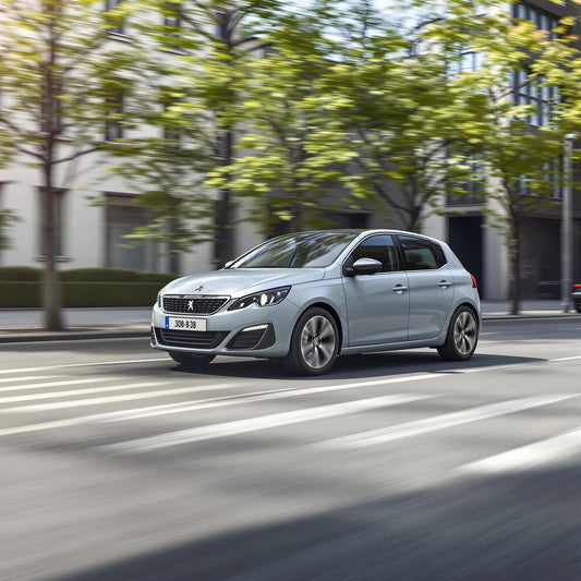 Peugeot 308 III Hybride en ville