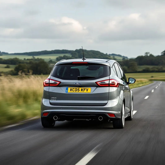 Ford C-Max II Diesel 1.6 TDCi 115ch gris métallisé sur route