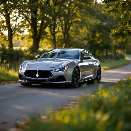 Maserati Ghibli III Diesel 3.0 V6 275ch grise sur route