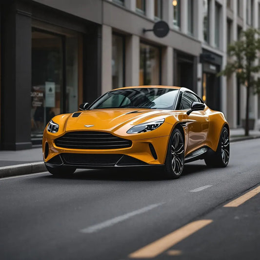 Aston Martin Cygnet garée en ville