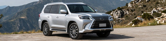 Lexus LX 570 (J200) 2012 argent, vue trois-quarts avant