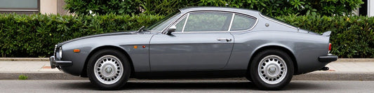 Alfa Romeo Brera Essence 2.2 JTS grise garée